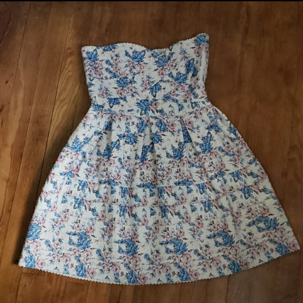 HOCO! Sans Souci White Floral Tea Party Cupcake Dress L StraplessSans Souci HOCO - Picture 16 of 16